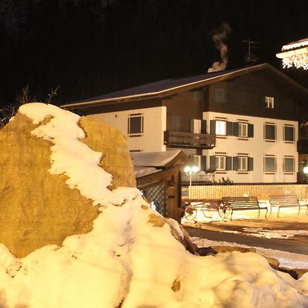 Appartamento Niki Campitello Campitello di Fassa Exterior photo