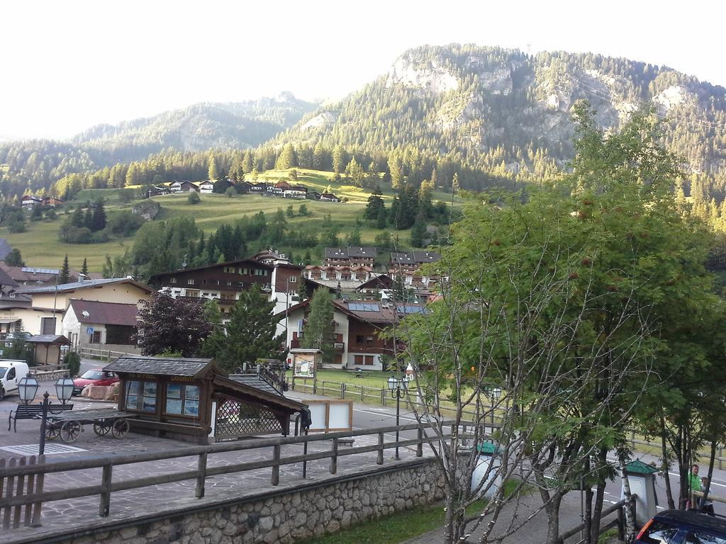 Appartamento Niki Campitello Campitello di Fassa Exterior photo